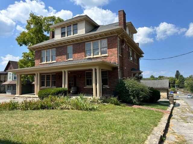 600 S Oakwood Ave, Beckley, WV for sale - Building Photo - Image 1 of 28