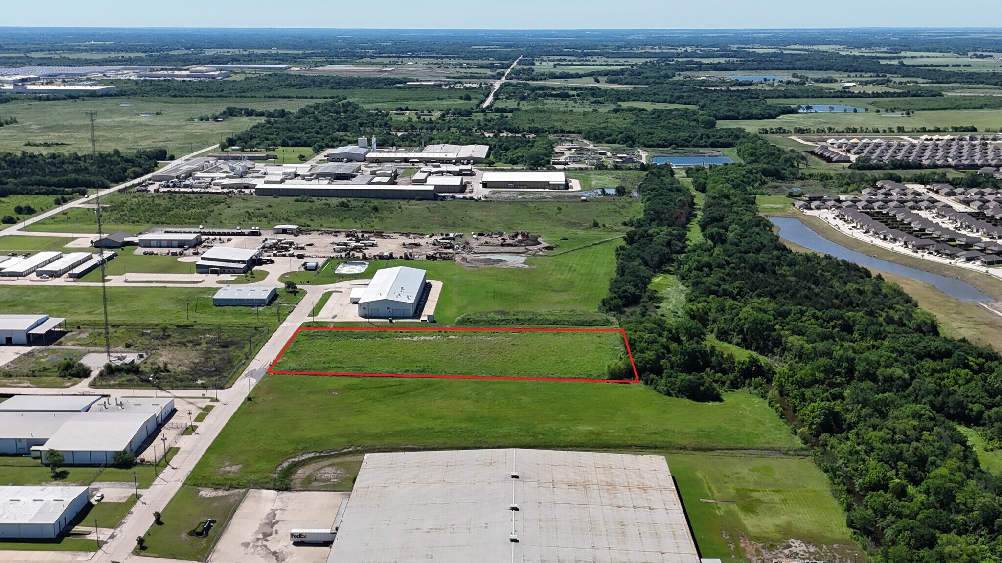 1901 Jack McKay Blvd, Ennis, TX for sale Aerial- Image 1 of 7
