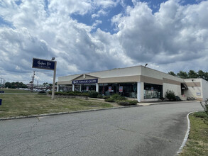 425 Rt 46 W, Fairfield, NJ for lease Building Photo- Image 1 of 11