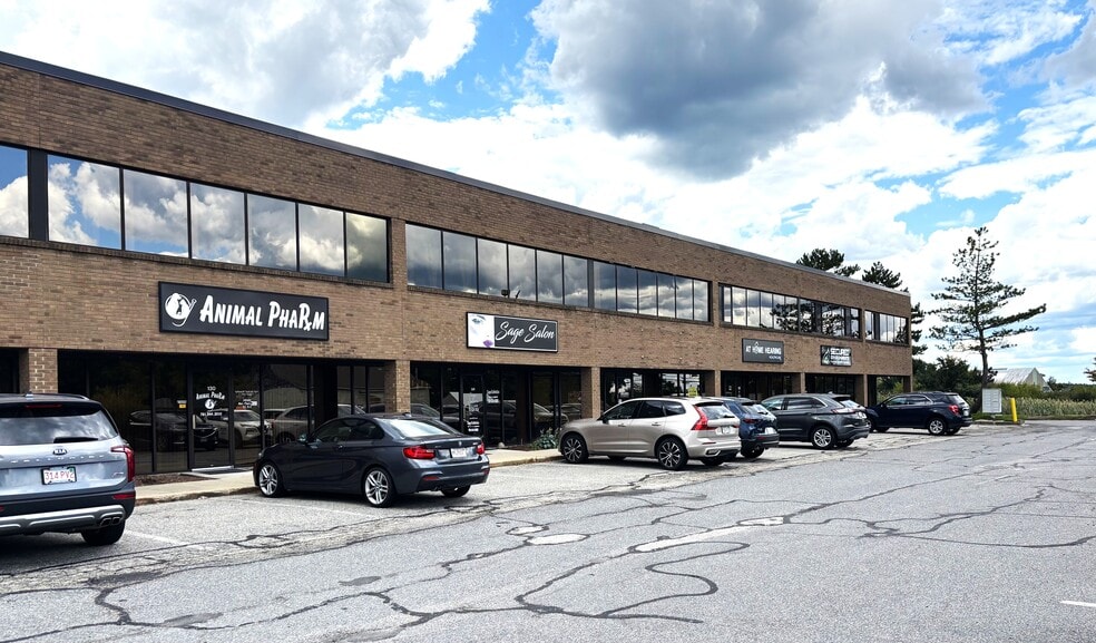 300 Oak St, Pembroke, MA for lease - Building Photo - Image 2 of 7