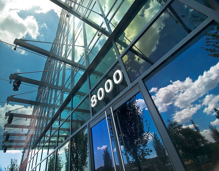 8000 Avalon Blvd, Alpharetta, GA for lease - Building Photo - Image 3 of 27