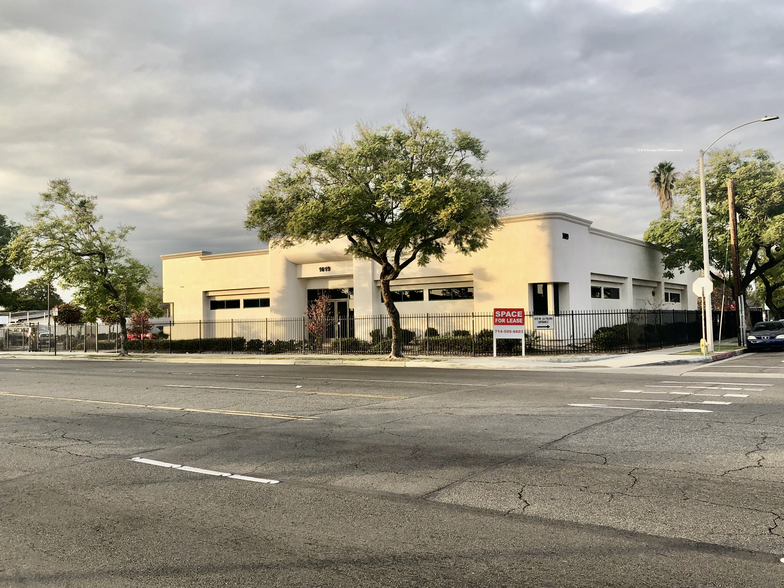 1019 W La Palma Ave, Anaheim, CA for lease - Primary Photo - Image 1 of 6