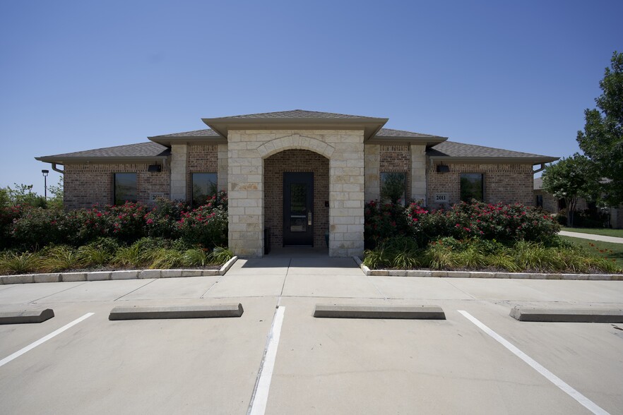 2011 Lakeside Pkwy, Flower Mound, TX for sale - Building Photo - Image 1 of 1