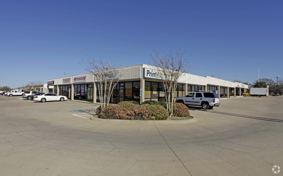 171-185 S Watson Rd, Arlington, TX for sale - Primary Photo - Image 1 of 1