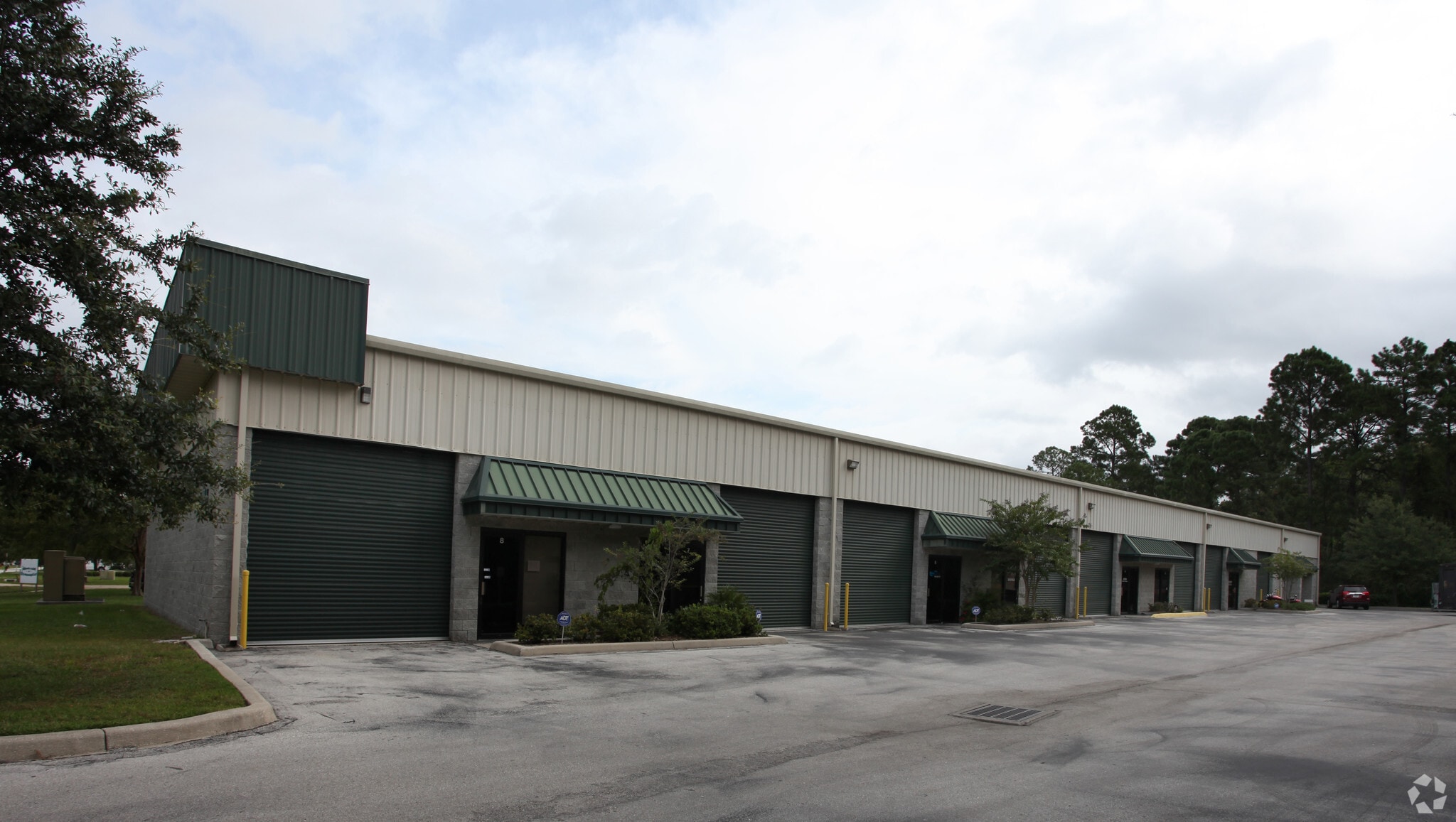 11341 Distribution Ave E, Jacksonville, FL for lease Primary Photo- Image 1 of 11