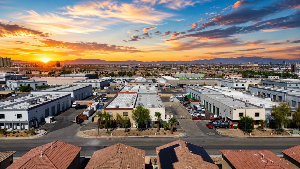 759 Middlegate Rd, Henderson, NV for lease - Building Photo - Image 2 of 26
