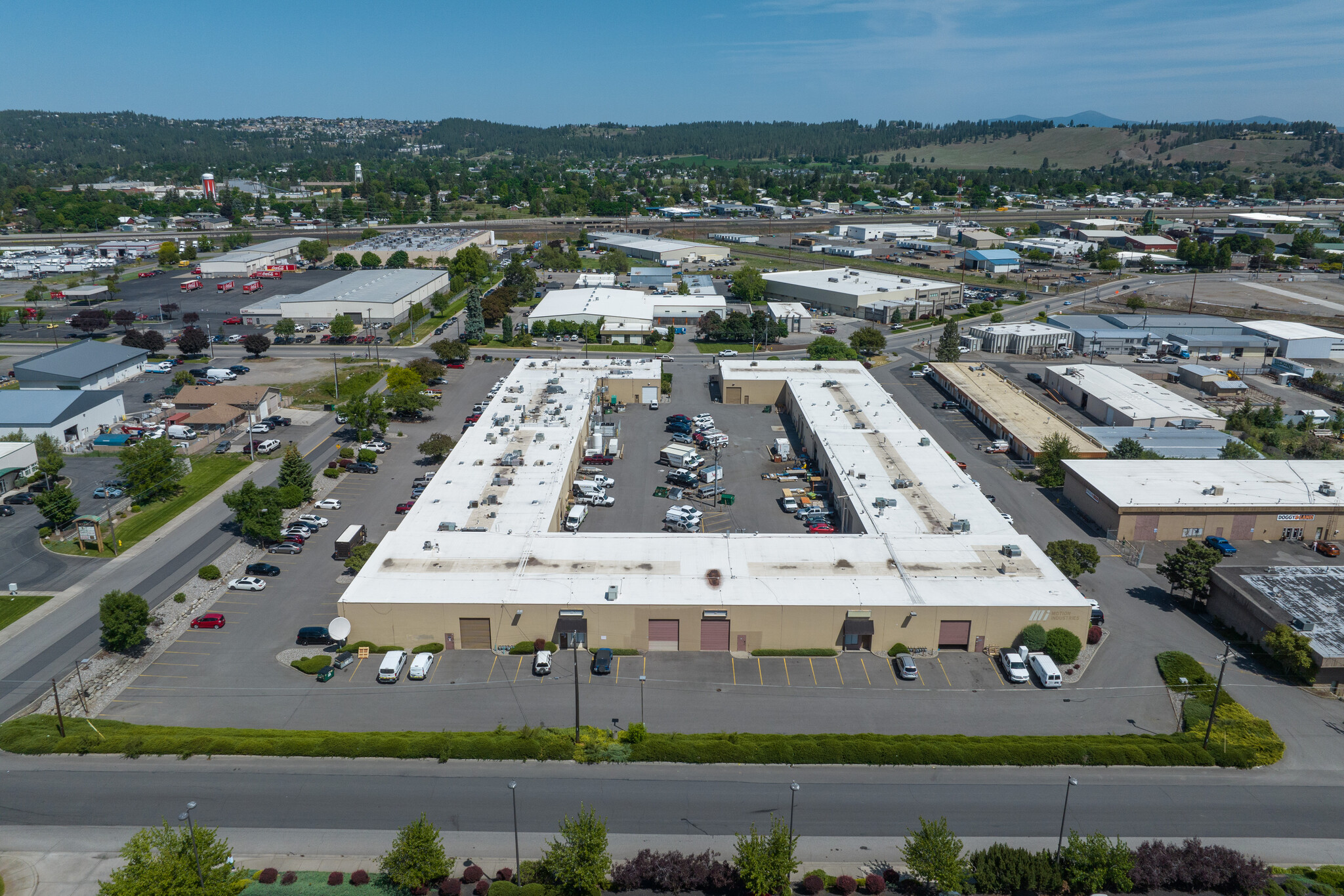 9922 E Montgomery Rd, Spokane Valley, WA for lease Building Photo- Image 1 of 11