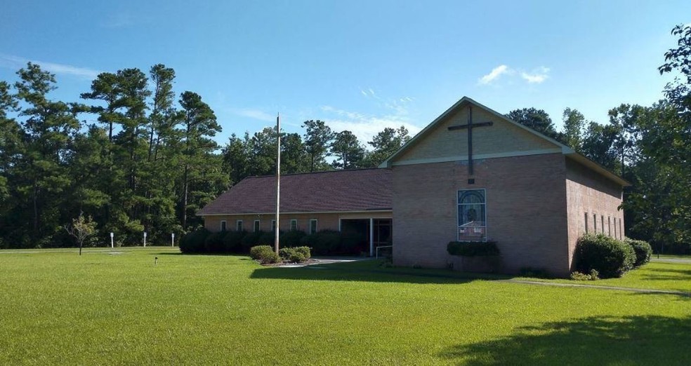 7450 US Highway 117 S, Rocky Point, NC for sale - Building Photo - Image 1 of 1