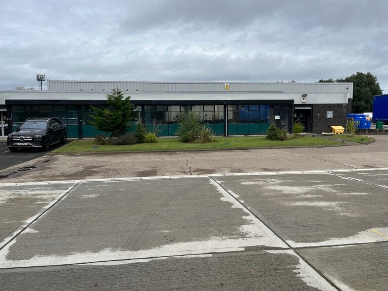 Mylord Cres, Newcastle Upon Tyne for lease - Building Photo - Image 2 of 5