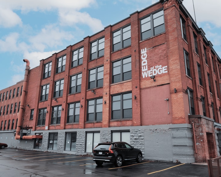 739 Clinton Ave S, Rochester, NY for lease - Building Photo - Image 1 of 14