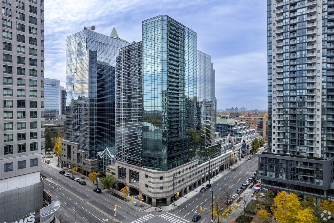 5150-5160 Yonge St, Toronto, ON M2N 6L9 - North | LoopNet