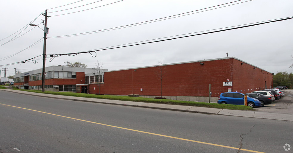 1381 Castlefield Ave, Toronto, ON for lease - Building Photo - Image 2 of 2