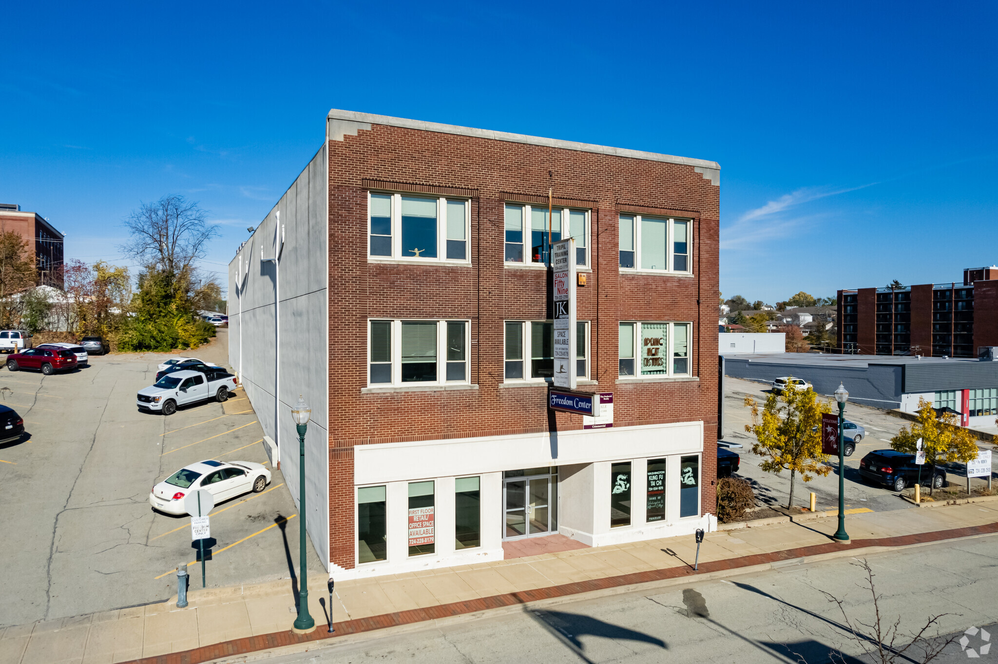 31 E Chestnut St, Washington, PA for lease Primary Photo- Image 1 of 5