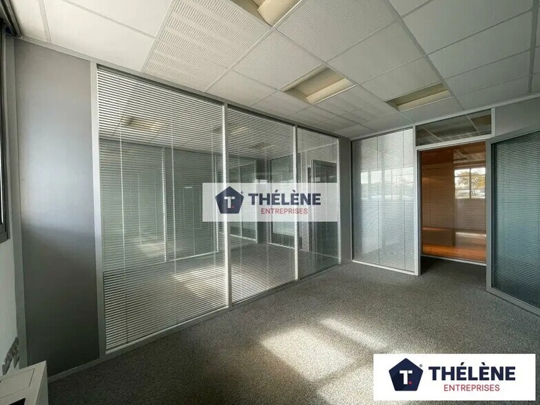 Office in Castelnau-le-Lez for lease - Interior Photo - Image 1 of 12