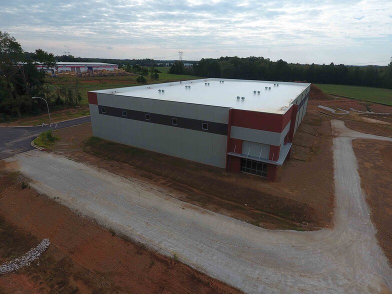 1725 Genthe Ct, York, SC for sale - Building Photo - Image 1 of 1