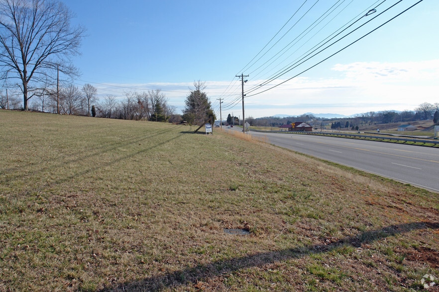 2309 Us411, Maryville, TN 37801