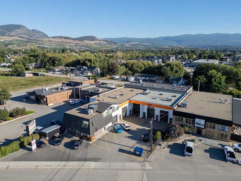 685 Finns Rd, Kelowna, BC for lease - Building Photo - Image 1 of 1