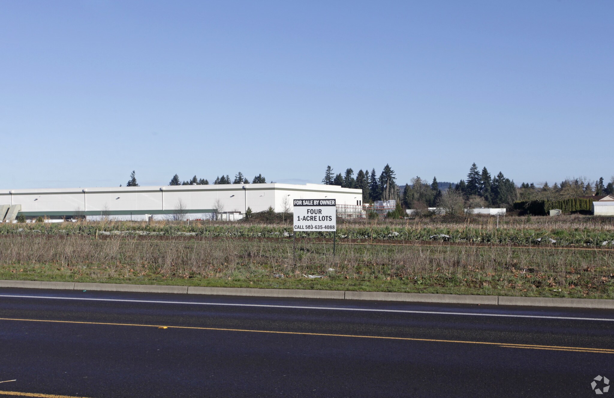 372 S Sequoia Pky, Canby, OR for sale Primary Photo- Image 1 of 1