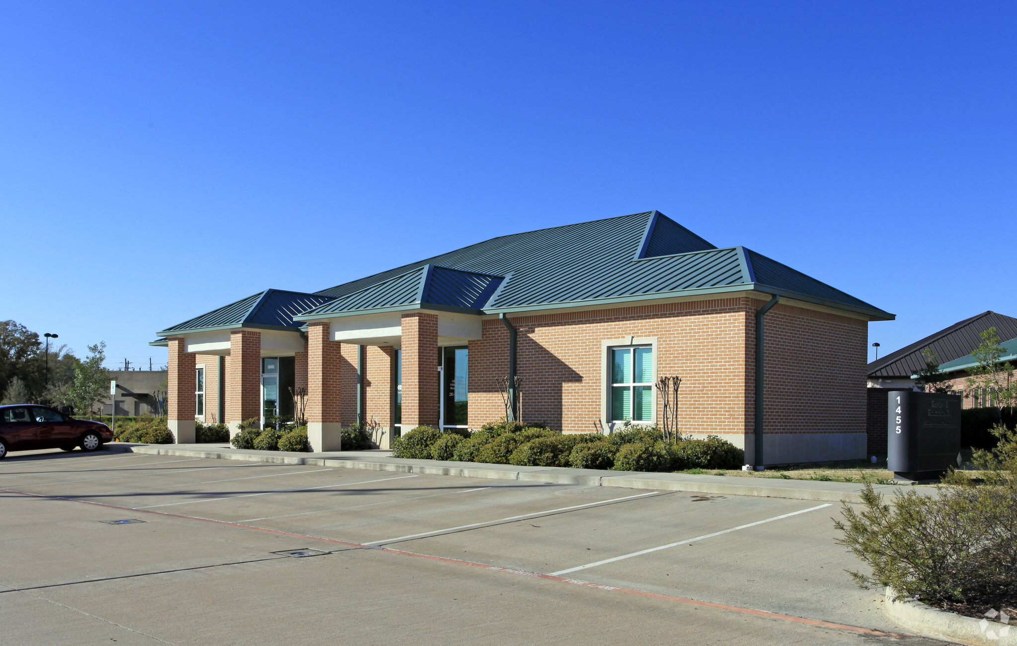 1455 Hwy 6, Sugar Land, TX for sale Primary Photo- Image 1 of 1