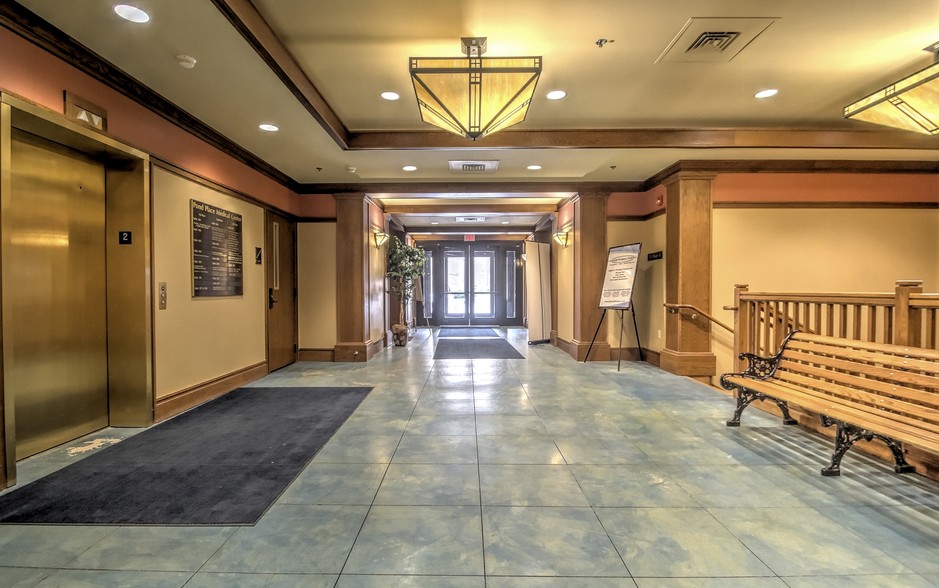 166 Waterbury Rd, Prospect, CT for lease - Interior Photo - Image 2 of 19