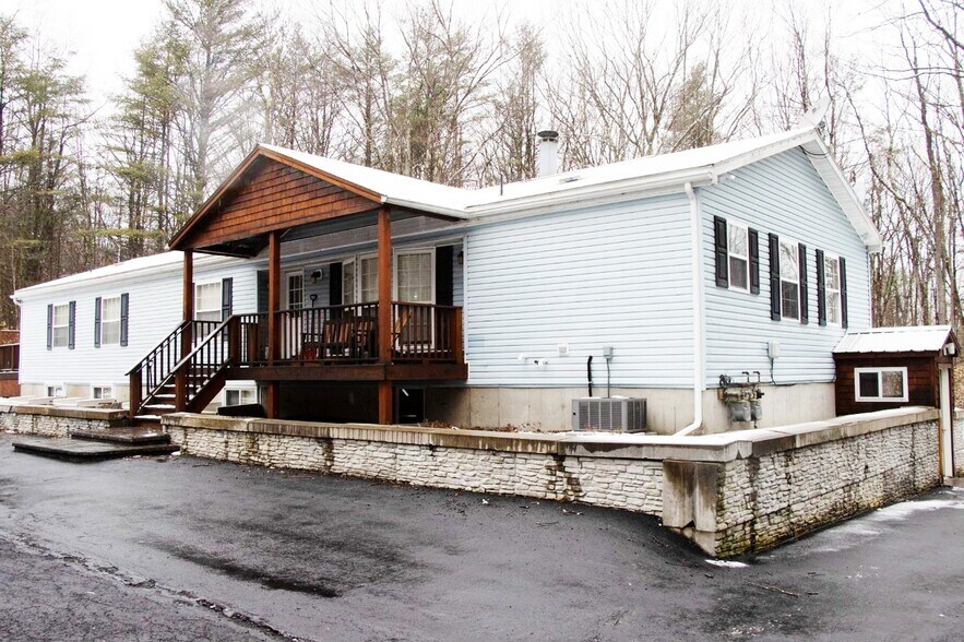 369 Ymca Rd, West Oneonta, NY for sale - Primary Photo - Image 1 of 1