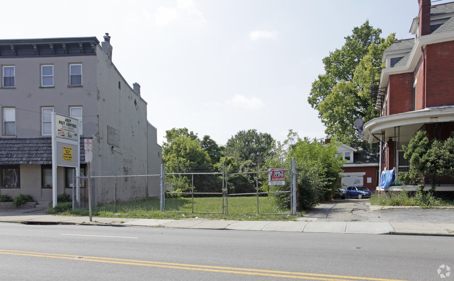 3759 Warsaw Ave, Cincinnati, OH 45205