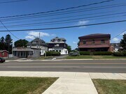 1106 -1114 Genesee Street West, Syracuse - Pub