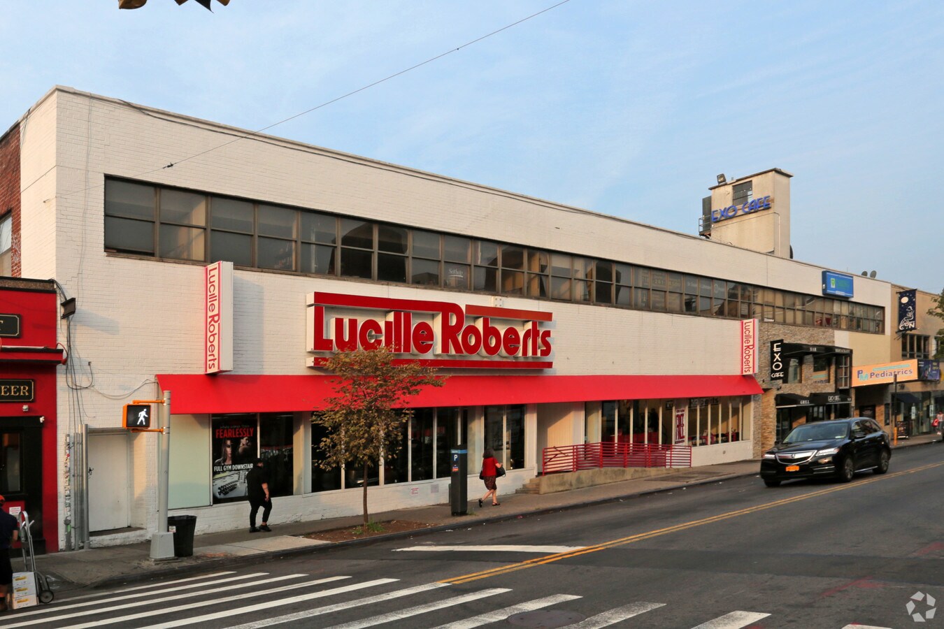 7020 Austin St, Forest Hills, NY 11375