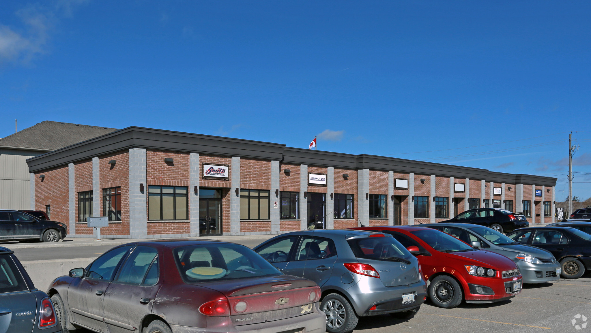 685 Riddell Rd, Orangeville, ON for lease Primary Photo- Image 1 of 5