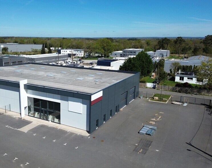 Flex in Plougoumelen for lease - Building Photo - Image 2 of 2