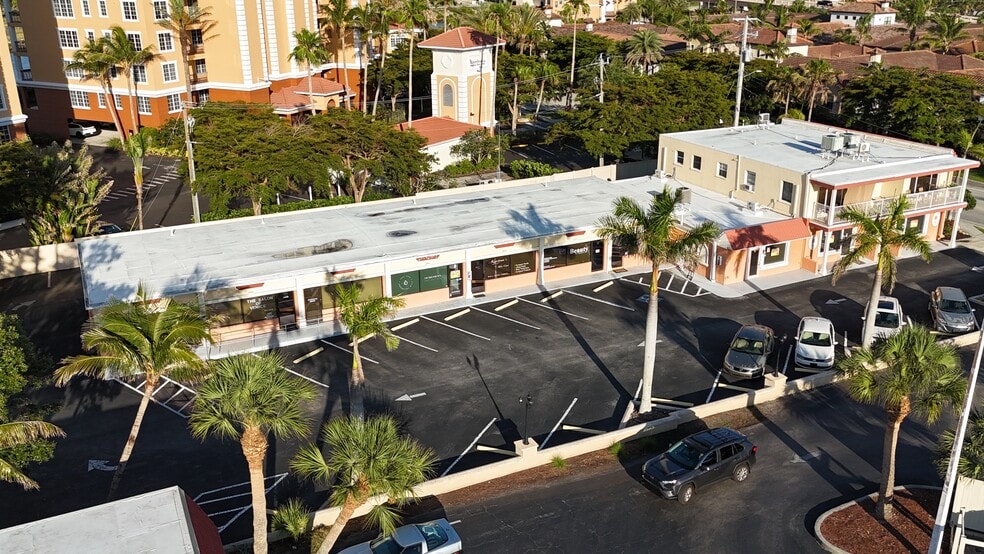 127 Tampa Ave E, Venice, FL for lease - Building Photo - Image 2 of 17