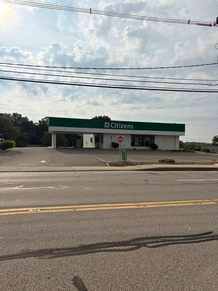 11060 Perry Hwy, Wexford, PA for sale - Building Photo - Image 3 of 5