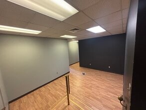 102-108 E Main St, Kingsport, TN for lease Interior Photo- Image 1 of 6