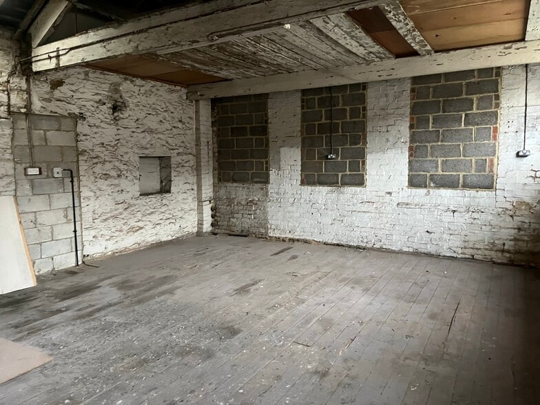 Back Ingrow St, Keighley for lease - Building Photo - Image 2 of 5