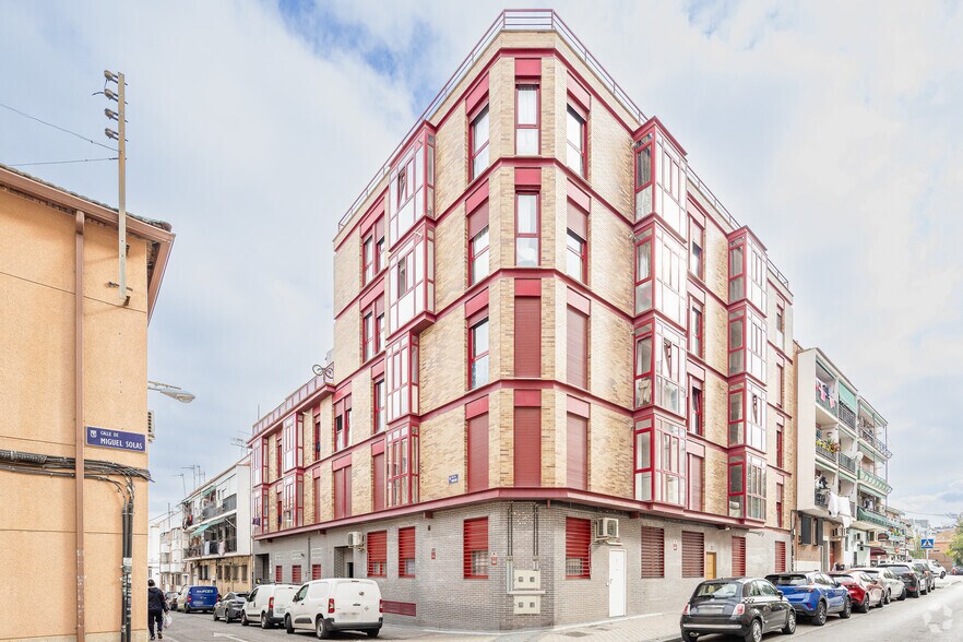 Calle Miguel Solas, 7, Madrid, Madrid for sale - Primary Photo - Image 1 of 1