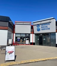 4804 50 St, Innisfail, AB for lease Building Photo- Image 1 of 7