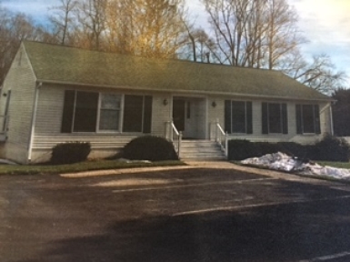 672 N Main St, Kilmarnock, VA for sale - Building Photo - Image 1 of 1