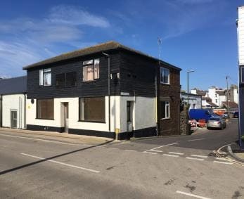 47-47A Pier Rd, Littlehampton for sale Primary Photo- Image 1 of 1