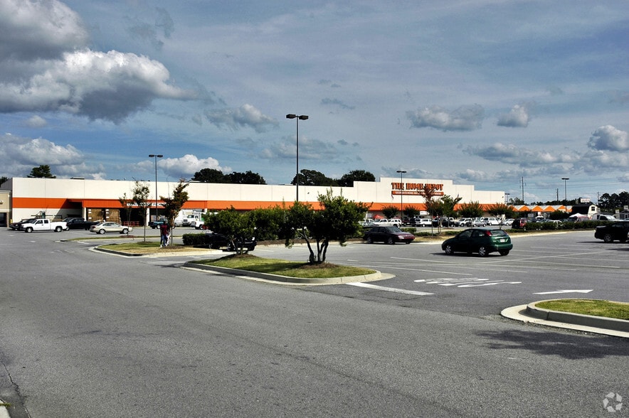 2620-2624 Watson Blvd, Warner Robins, GA for lease - Primary Photo - Image 2 of 6