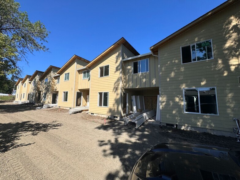 737 NE Sherman St, Sheridan, OR for sale - Building Photo - Image 1 of 1