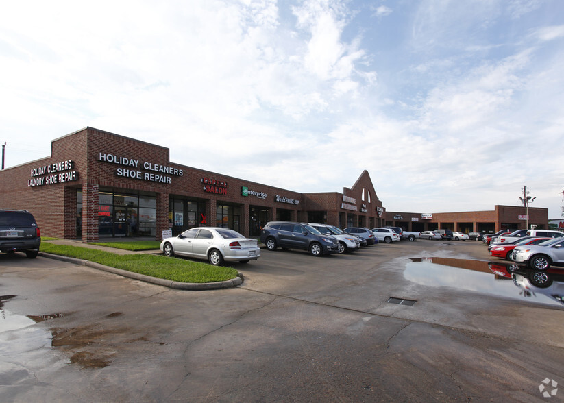 3926 Avenue H, Rosenberg, TX for lease - Building Photo - Image 3 of 4