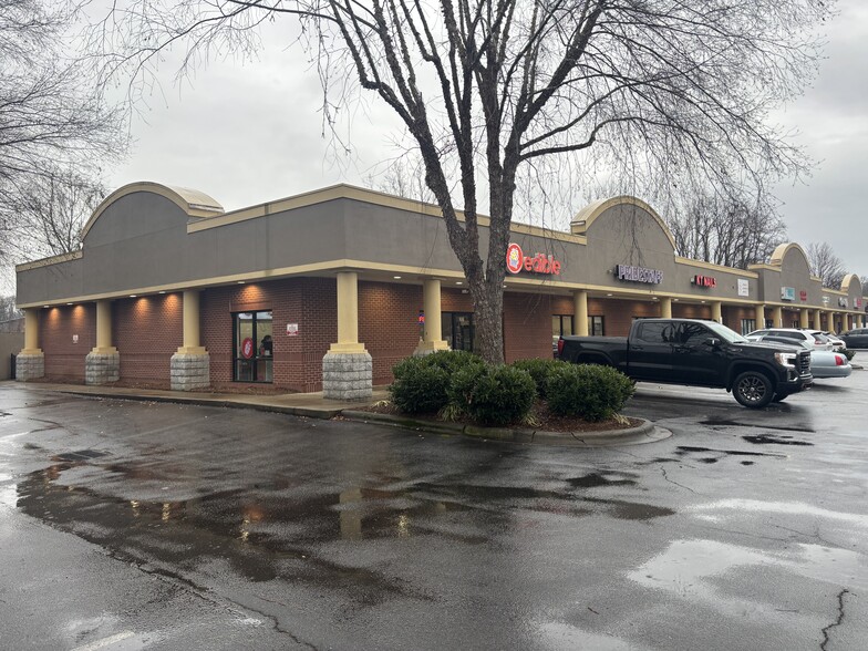 5 Regent Park Blvd, Asheville, NC for lease - Building Photo - Image 2 of 8