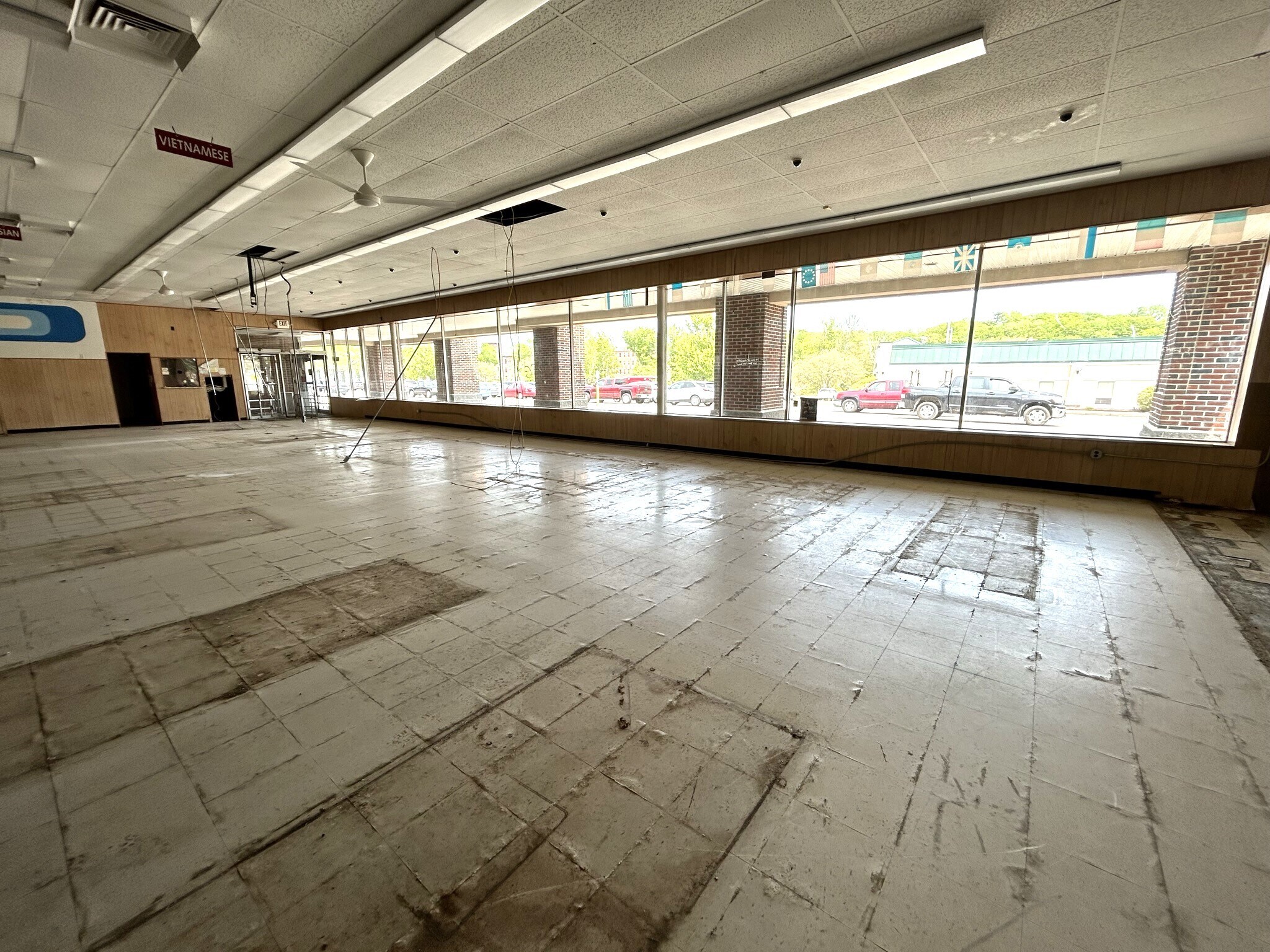 1 Somersworth Plz, Somersworth, NH 03878 Retail for Sale