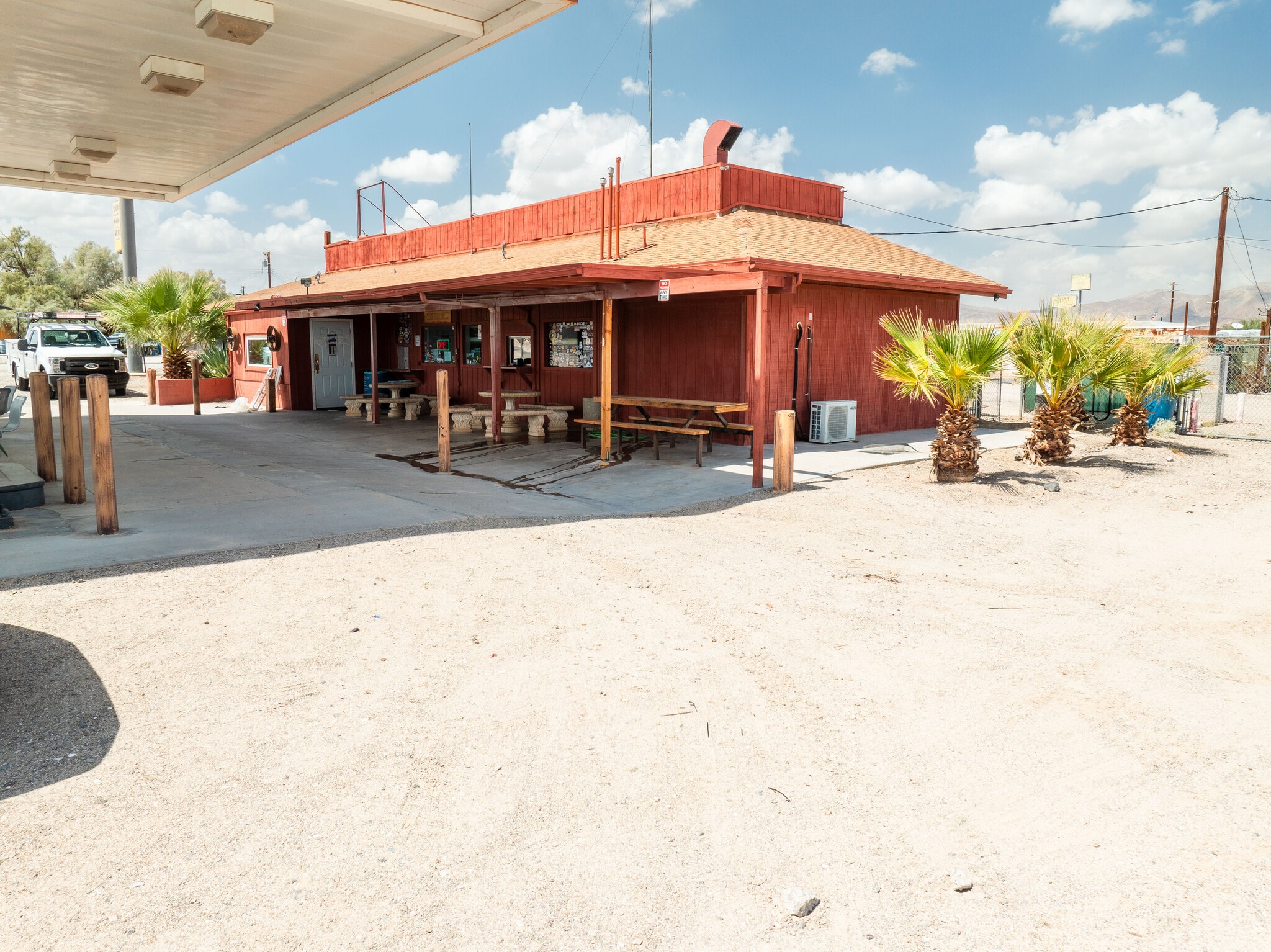 1182 N Imperial Hwy, Ocotillo, CA for sale Primary Photo- Image 1 of 11