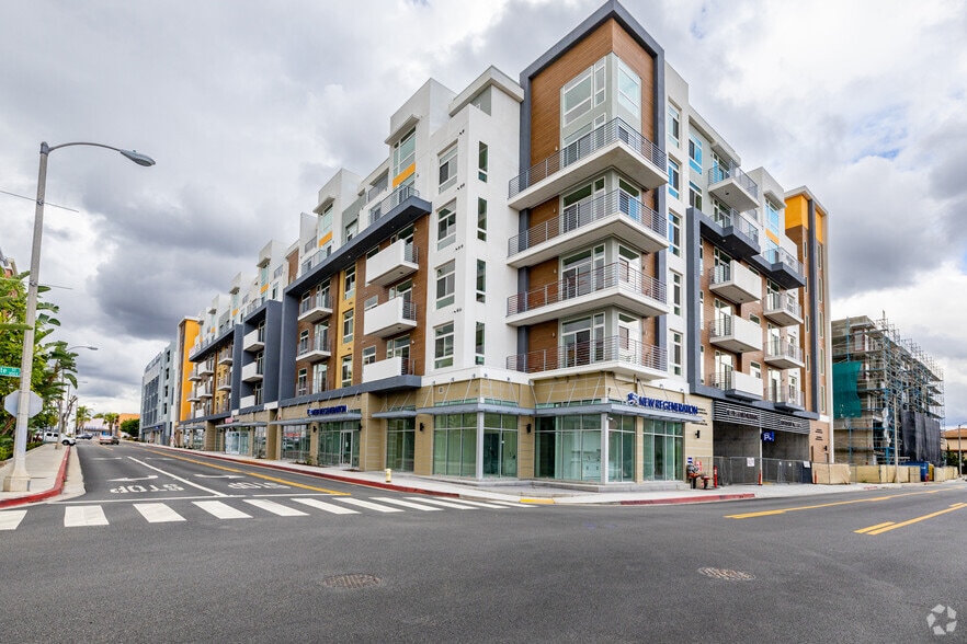 100-188 S Monterey St, Alhambra, CA for lease - Building Photo - Image 2 of 6