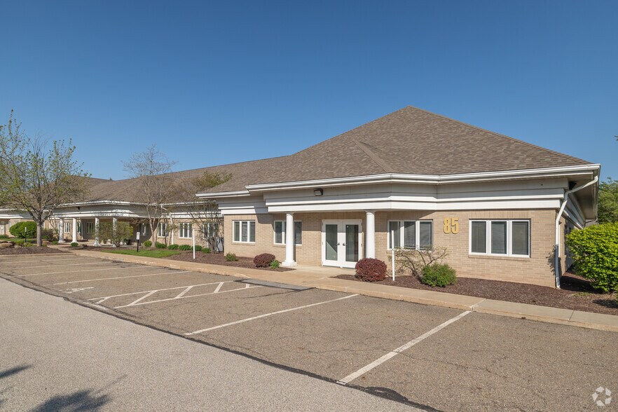 85 Executive Pky, Hudson, OH for lease - Building Photo - Image 2 of 21