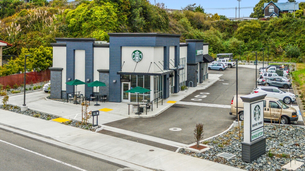 2411 Broadway, Eureka, CA for sale - Building Photo - Image 2 of 6