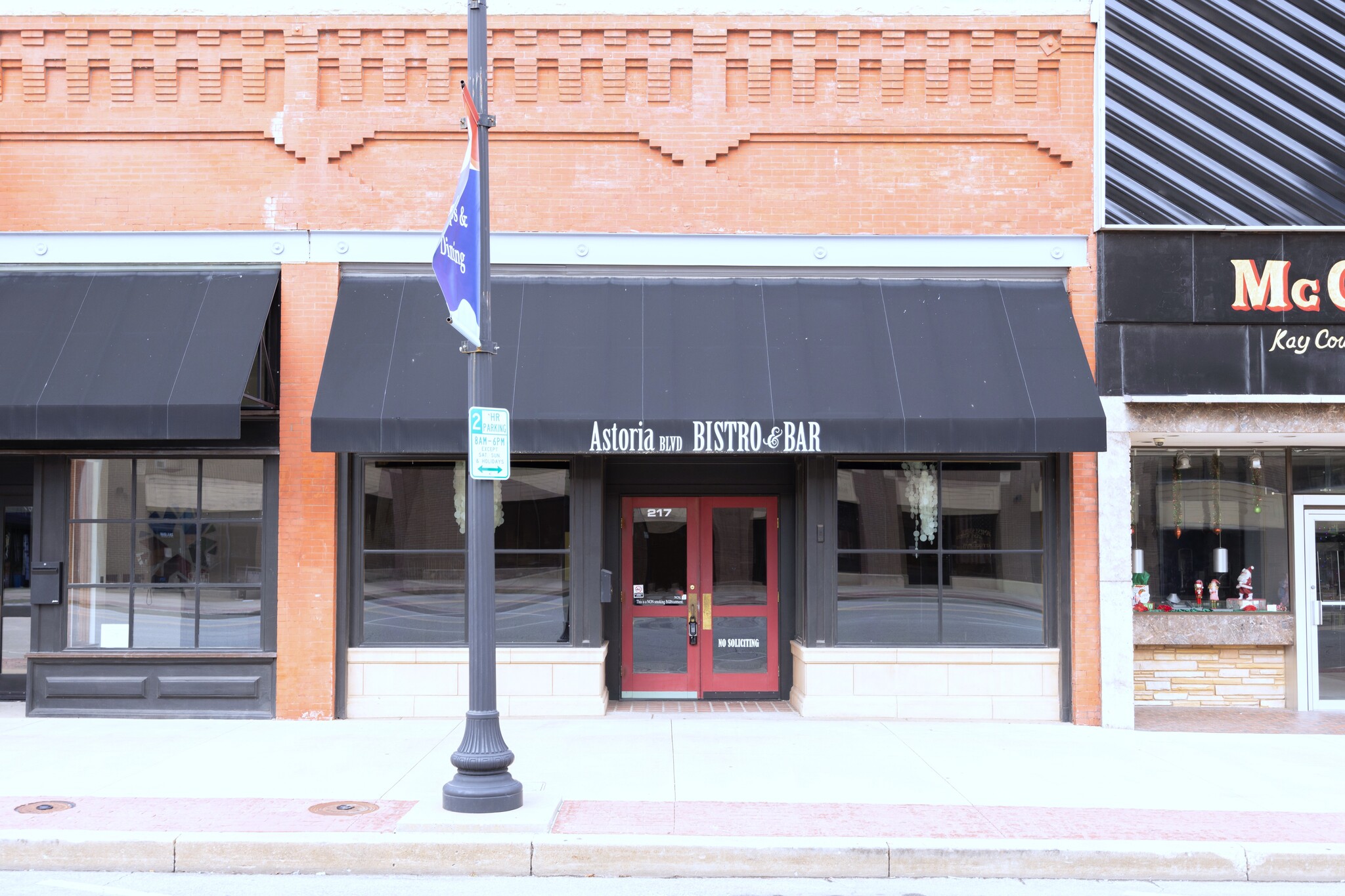 217 E Grand Ave, Ponca City, OK for sale Building Photo- Image 1 of 24