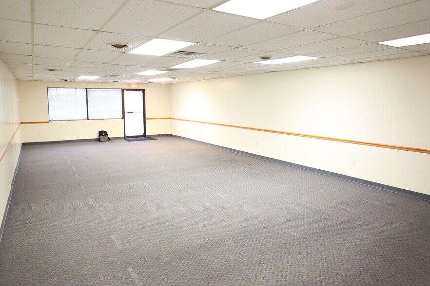 2028 Stafford Rd, Plainfield, IN 46168 Retail for Sale