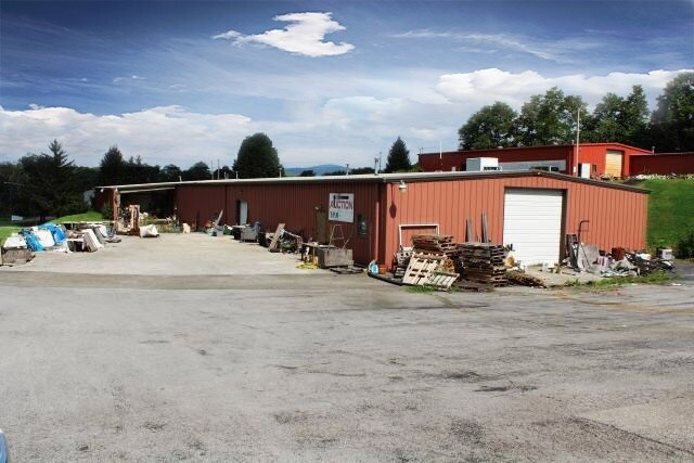 2190 W Ridge Rd, Wytheville, VA for sale Building Photo- Image 1 of 1